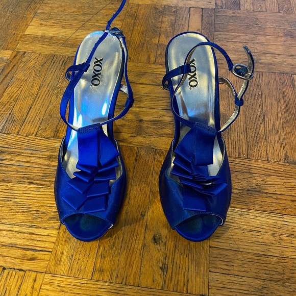 Cobalt Blue dancing shoes - Picture 1 of 3